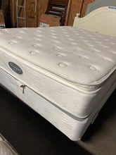 Load image into Gallery viewer, Pillow Top Queen mattress and box spring
