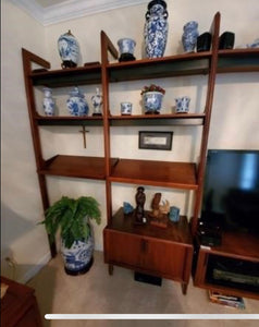 Wall shelves and tv stand
